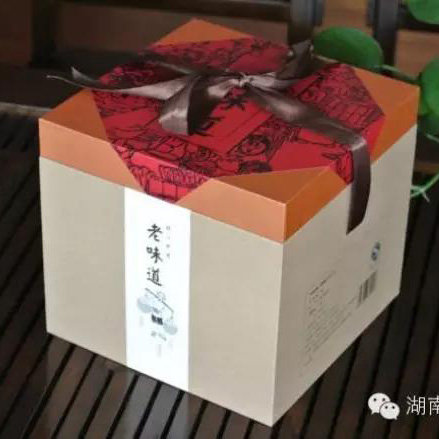 中国邮政定制中秋节礼品老味道